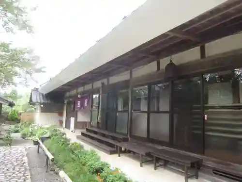 妙行寺の本殿・本堂