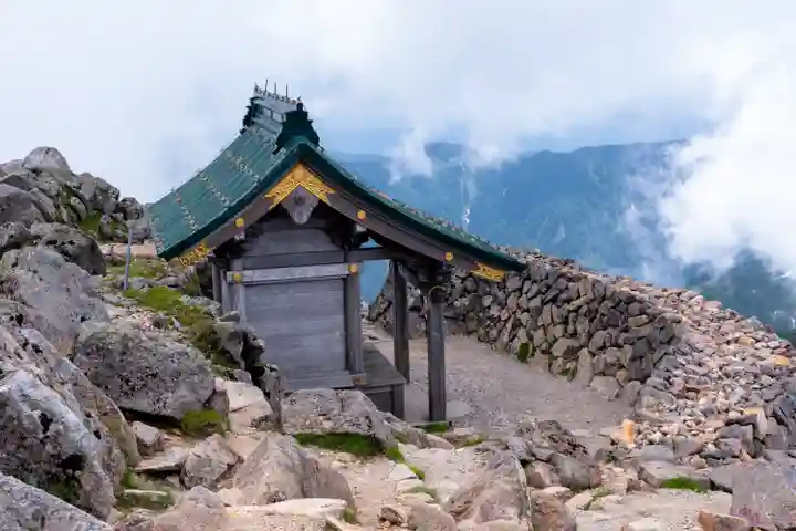 白山比咩神社 奥宮の本殿・本堂