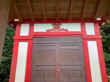 八幡神社の本殿・本堂
