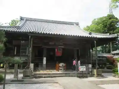 向源寺の本殿・本堂