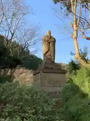 西雲寺の像