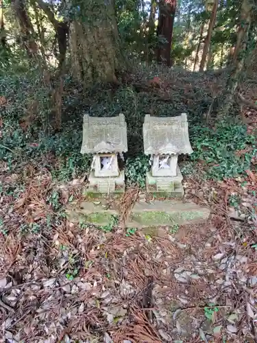 鴨大神御子神主玉神社の末社