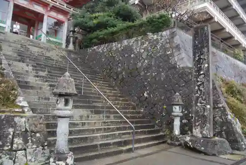 青岸渡寺のその他建物