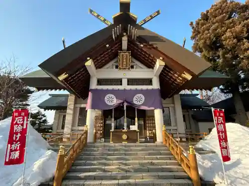 烈々布神社の本殿・本堂