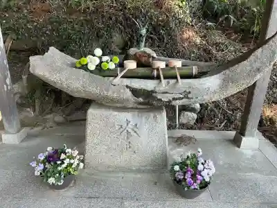 小川諏訪神社の{uncategorized: "未分類", other: "その他", undefined: "問題あり", building: "その他建物", grave: "お墓", sacred_gate: "鳥居", guardian: "狛犬", statue: "像", buddha: "仏像", history: "歴史", nature: "自然", garden: "庭園", animal: "動物", pagoda: "塔", temizu: "手水舎", mountain_gate: "山門・神門", sanctuary: "本殿・本堂", subordinate: "末社・摂社", art: "芸術", scenery: "景色", jizo: "地蔵", ema: "絵馬", goshuin: "御朱印", omikuji: "おみくじ", items: "授与品その他", amulet: "お守り", goshuincho: "御朱印帳", eats: "食事", festival: "お祭り", votive_dance: "神楽", shichigosan: "七五三参", wedding: "結婚式", experience: "体験その他", initially: "初詣", around: "周辺", anti_infection: "感染症対策"}