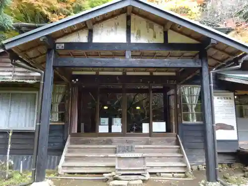 茶湯寺の本殿・本堂