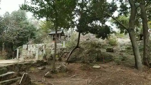 石上布都魂神社の周辺