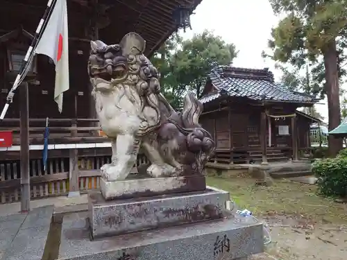 曽根神社の狛犬