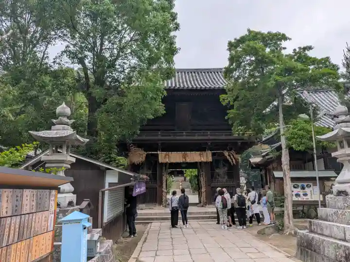 石手寺の{uncategorized: "未分類", other: "その他", undefined: "問題あり", building: "その他建物", grave: "お墓", sacred_gate: "鳥居", guardian: "狛犬", statue: "像", buddha: "仏像", history: "歴史", nature: "自然", garden: "庭園", animal: "動物", pagoda: "塔", temizu: "手水舎", mountain_gate: "山門・神門", sanctuary: "本殿・本堂", subordinate: "末社・摂社", art: "芸術", scenery: "景色", jizo: "地蔵", ema: "絵馬", goshuin: "御朱印", omikuji: "おみくじ", items: "授与品その他", amulet: "お守り", goshuincho: "御朱印帳", eats: "食事", festival: "お祭り", votive_dance: "神楽", shichigosan: "七五三参", wedding: "結婚式", experience: "体験その他", initially: "初詣", around: "周辺", anti_infection: "感染症対策"}