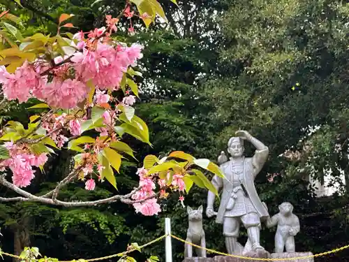 櫻山神社の像