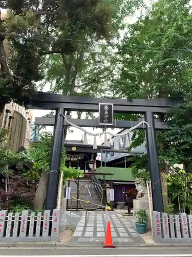 菊名神社の鳥居