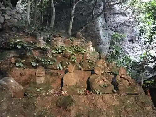 文殊仙寺の像