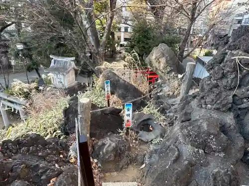 鳩森八幡神社の末社・摂社