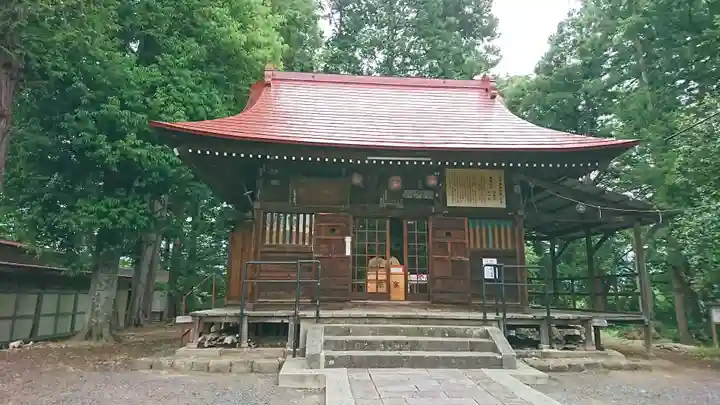 月岡神社の本殿・本堂