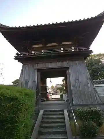 萬壽寺(萬寿寺･万寿寺)の山門・神門