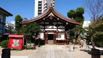 三輪神社の本殿・本堂