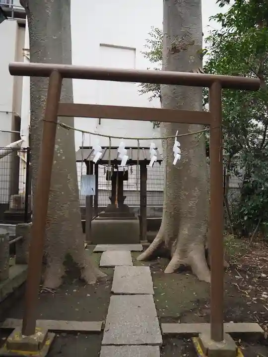 小岩神社の鳥居