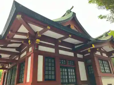 東神奈川熊野神社の{uncategorized: "未分類", other: "その他", undefined: "問題あり", building: "その他建物", grave: "お墓", sacred_gate: "鳥居", guardian: "狛犬", statue: "像", buddha: "仏像", history: "歴史", nature: "自然", garden: "庭園", animal: "動物", pagoda: "塔", temizu: "手水舎", mountain_gate: "山門・神門", sanctuary: "本殿・本堂", subordinate: "末社・摂社", art: "芸術", scenery: "景色", jizo: "地蔵", ema: "絵馬", goshuin: "御朱印", omikuji: "おみくじ", items: "授与品その他", amulet: "お守り", goshuincho: "御朱印帳", eats: "食事", festival: "お祭り", votive_dance: "神楽", shichigosan: "七五三参", wedding: "結婚式", experience: "体験その他", initially: "初詣", around: "周辺", anti_infection: "感染症対策"}