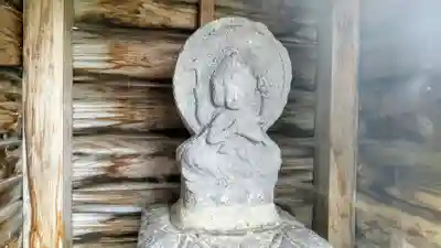 小藤神社の仏像