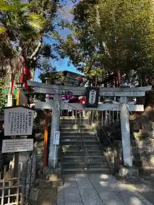 咤枳尼天堂 （出世稲荷）の{uncategorized: "未分類", other: "その他", undefined: "問題あり", building: "その他建物", grave: "お墓", sacred_gate: "鳥居", guardian: "狛犬", statue: "像", buddha: "仏像", history: "歴史", nature: "自然", garden: "庭園", animal: "動物", pagoda: "塔", temizu: "手水舎", mountain_gate: "山門・神門", sanctuary: "本殿・本堂", subordinate: "末社・摂社", art: "芸術", scenery: "景色", jizo: "地蔵", ema: "絵馬", goshuin: "御朱印", omikuji: "おみくじ", items: "授与品その他", amulet: "お守り", goshuincho: "御朱印帳", eats: "食事", festival: "お祭り", votive_dance: "神楽", shichigosan: "七五三参", wedding: "結婚式", experience: "体験その他", initially: "初詣", around: "周辺", anti_infection: "感染症対策"}