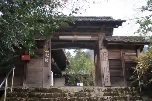 百済寺の山門