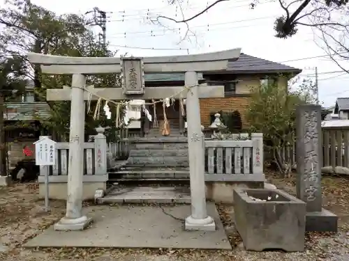 葛飾八幡宮の鳥居