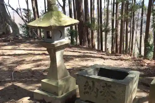 沫蕩神社の手水