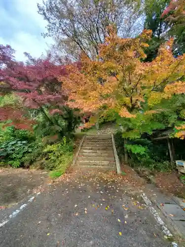 蚕影神社の建物その他