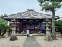 越境寺の本殿・本堂