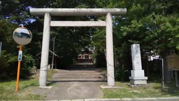 余市神社の鳥居