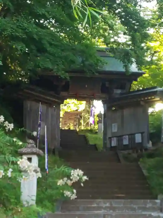 円蔵寺の山門・神門