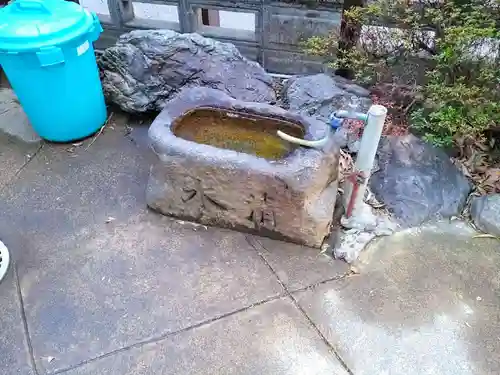 須佐之男社の手水舎