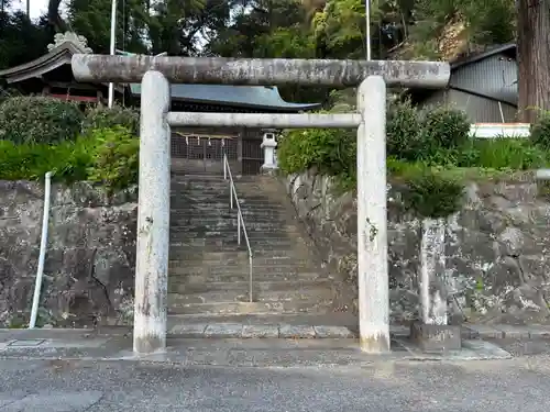 豊由氣神社　(静岡県)