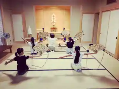 滑川神社 - 仕事と子どもの守り神の神楽