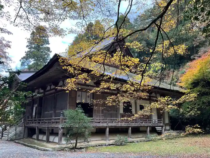 百済寺の本殿・本堂