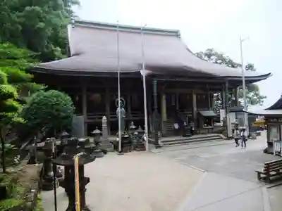 青岸渡寺の本殿・本堂