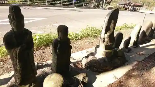 春日神社 (小俣町)の仏像