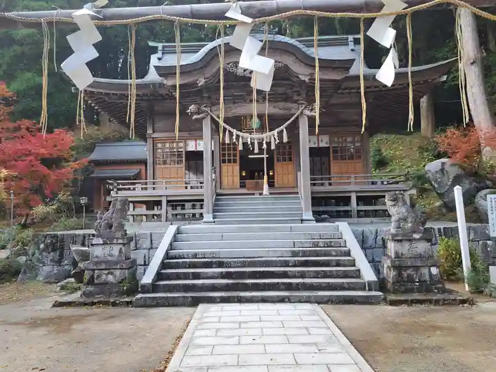 脊振神社の本殿・本堂