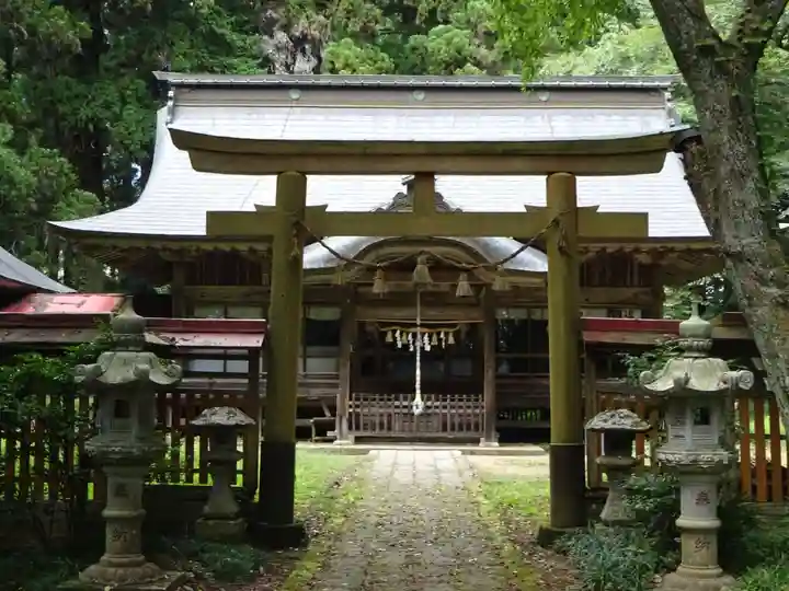 都々古別神社(馬場)の鳥居