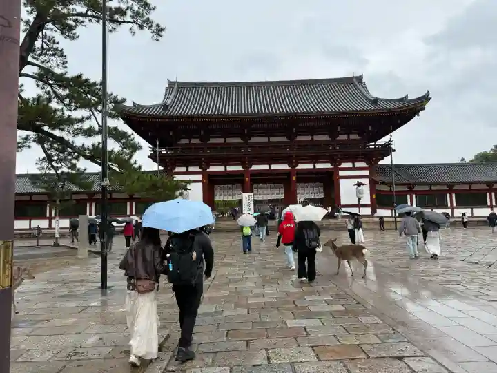 東大寺の{uncategorized: "未分類", other: "その他", undefined: "問題あり", building: "その他建物", grave: "お墓", sacred_gate: "鳥居", guardian: "狛犬", statue: "像", buddha: "仏像", history: "歴史", nature: "自然", garden: "庭園", animal: "動物", pagoda: "塔", temizu: "手水舎", mountain_gate: "山門・神門", sanctuary: "本殿・本堂", subordinate: "末社・摂社", art: "芸術", scenery: "景色", jizo: "地蔵", ema: "絵馬", goshuin: "御朱印", omikuji: "おみくじ", items: "授与品その他", amulet: "お守り", goshuincho: "御朱印帳", eats: "食事", festival: "お祭り", votive_dance: "神楽", shichigosan: "七五三参", wedding: "結婚式", experience: "体験その他", initially: "初詣", around: "周辺", anti_infection: "感染症対策"}