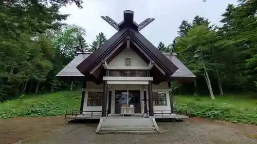 茂岩神社の本殿・本堂