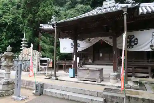 八栗寺の本殿・本堂