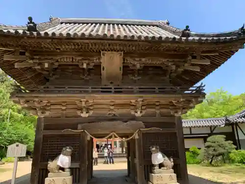 住吉神社の山門