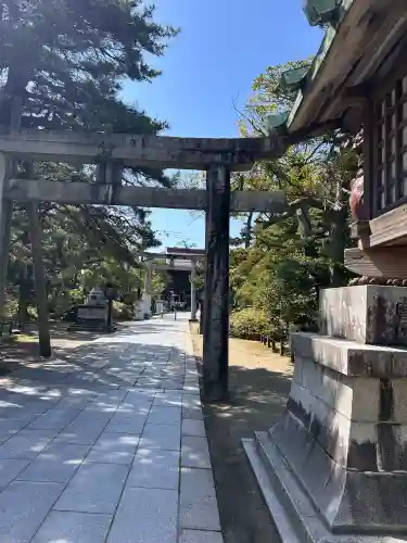 白山神社の{uncategorized: "未分類", other: "その他", undefined: "問題あり", building: "その他建物", grave: "お墓", sacred_gate: "鳥居", guardian: "狛犬", statue: "像", buddha: "仏像", history: "歴史", nature: "自然", garden: "庭園", animal: "動物", pagoda: "塔", temizu: "手水舎", mountain_gate: "山門・神門", sanctuary: "本殿・本堂", subordinate: "末社・摂社", art: "芸術", scenery: "景色", jizo: "地蔵", ema: "絵馬", goshuin: "御朱印", omikuji: "おみくじ", items: "授与品その他", amulet: "お守り", goshuincho: "御朱印帳", eats: "食事", festival: "お祭り", votive_dance: "神楽", shichigosan: "七五三参", wedding: "結婚式", experience: "体験その他", initially: "初詣", around: "周辺", anti_infection: "感染症対策"}