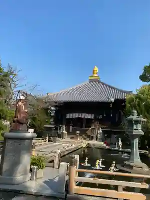 霊山寺の本殿・本堂