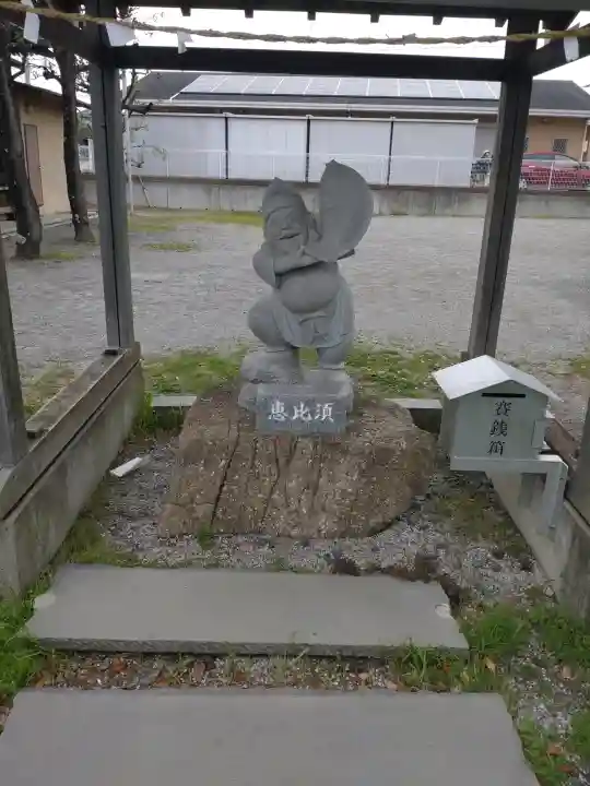 柄沢神社の{uncategorized: "未分類", other: "その他", undefined: "問題あり", building: "その他建物", grave: "お墓", sacred_gate: "鳥居", guardian: "狛犬", statue: "像", buddha: "仏像", history: "歴史", nature: "自然", garden: "庭園", animal: "動物", pagoda: "塔", temizu: "手水舎", mountain_gate: "山門・神門", sanctuary: "本殿・本堂", subordinate: "末社・摂社", art: "芸術", scenery: "景色", jizo: "地蔵", ema: "絵馬", goshuin: "御朱印", omikuji: "おみくじ", items: "授与品その他", amulet: "お守り", goshuincho: "御朱印帳", eats: "食事", festival: "お祭り", votive_dance: "神楽", shichigosan: "七五三参", wedding: "結婚式", experience: "体験その他", initially: "初詣", around: "周辺", anti_infection: "感染症対策"}