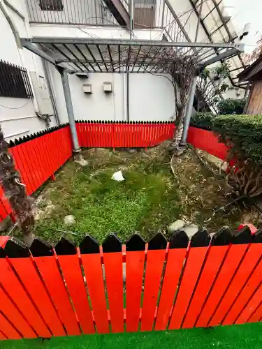 疣庄大明神の{uncategorized: "未分類", other: "その他", undefined: "問題あり", building: "その他建物", grave: "お墓", sacred_gate: "鳥居", guardian: "狛犬", statue: "像", buddha: "仏像", history: "歴史", nature: "自然", garden: "庭園", animal: "動物", pagoda: "塔", temizu: "手水舎", mountain_gate: "山門・神門", sanctuary: "本殿・本堂", subordinate: "末社・摂社", art: "芸術", scenery: "景色", jizo: "地蔵", ema: "絵馬", goshuin: "御朱印", omikuji: "おみくじ", items: "授与品その他", amulet: "お守り", goshuincho: "御朱印帳", eats: "食事", festival: "お祭り", votive_dance: "神楽", shichigosan: "七五三参", wedding: "結婚式", experience: "体験その他", initially: "初詣", around: "周辺", anti_infection: "感染症対策"}