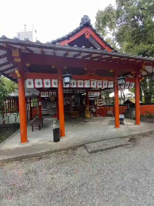 源九郎稲荷神社の本殿・本堂