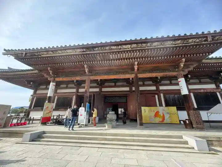 東寺(教王護国寺)の{uncategorized: "未分類", other: "その他", undefined: "問題あり", building: "その他建物", grave: "お墓", sacred_gate: "鳥居", guardian: "狛犬", statue: "像", buddha: "仏像", history: "歴史", nature: "自然", garden: "庭園", animal: "動物", pagoda: "塔", temizu: "手水舎", mountain_gate: "山門・神門", sanctuary: "本殿・本堂", subordinate: "末社・摂社", art: "芸術", scenery: "景色", jizo: "地蔵", ema: "絵馬", goshuin: "御朱印", omikuji: "おみくじ", items: "授与品その他", amulet: "お守り", goshuincho: "御朱印帳", eats: "食事", festival: "お祭り", votive_dance: "神楽", shichigosan: "七五三参", wedding: "結婚式", experience: "体験その他", initially: "初詣", around: "周辺", anti_infection: "感染症対策"}