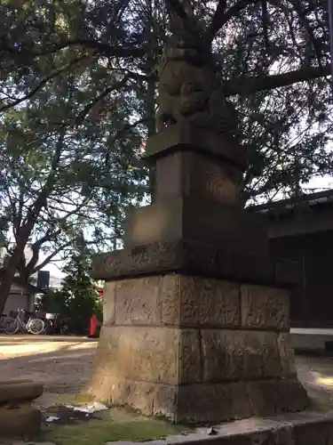 成宗白山神社の狛犬